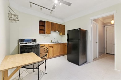 4318 Annunciation St, New Orleans, LA 70115 - photo 5