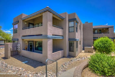 2 Exterior photo b