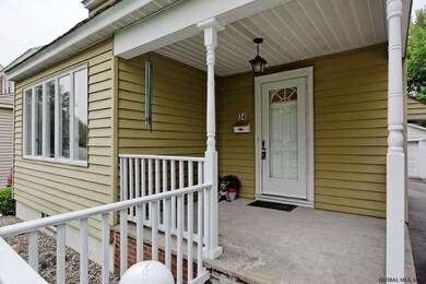 34 Glynn St, Albany, NY 12203 - photo 2