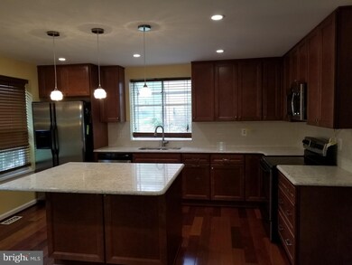 11810 New Country Ln, Columbia, MD 21044 - photo 3