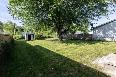 1811 E 22nd St, Muncie, IN 47302 - photo 5