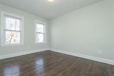 21 Mckone St unit 2, Dorchester, MA 02122 - photo 4
