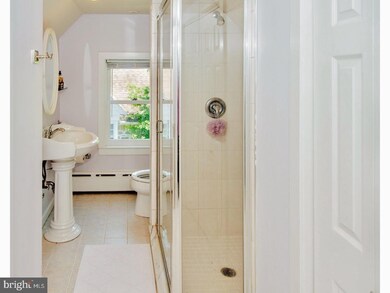 516 W Beechtree Ln, Wayne, PA 19087 - photo 3