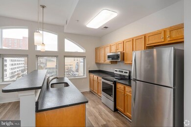 301 W Franklin St unit 505, Baltimore, MD 21201 - photo 3