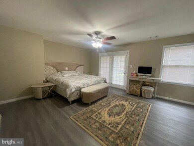 12600 Kempston Ln, Woodbridge, VA 22192 - photo 5