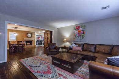 4306 NW 53rd St, Oklahoma City, OK 73112 - photo 2