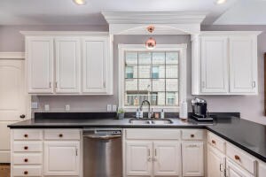 1927 Daly Dr, Harrison, AR 72601 - photo 6