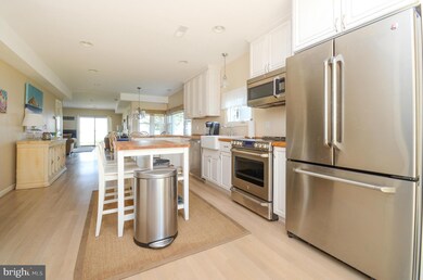 3813 Middle River Ave, Middle River, MD 21220 - photo 2