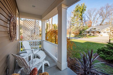 5561 N Red Pine Crcle Exteriors-205