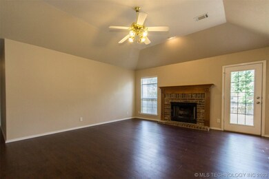 unlisted-address, Broken Arrow, OK 74011 - photo 7