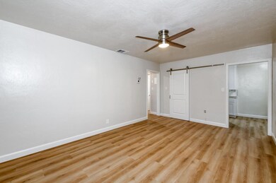 326 E Dudley Ave, Fresno, CA 93728 - photo 3