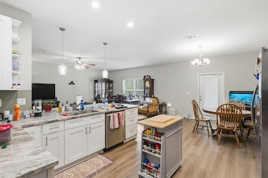 2012 N Pearl St, Crestview, FL 32536 - photo 7