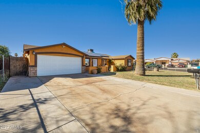 2242 N 60th Ln, Phoenix, AZ 85035 - photo 2