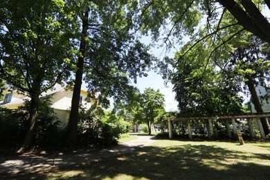 140 Oak St, Springfield, MA 01109 - photo 6