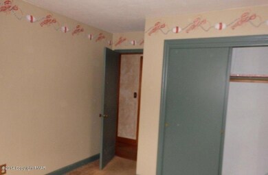 721 Avenue B, Stroudsburg, PA 18360 - photo 7