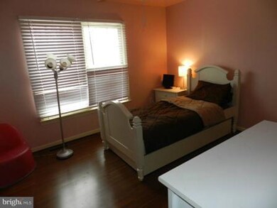 13202 Coralberry Dr, Fairfax, VA 22033 - photo 6