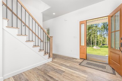 621 Decker Rd, Wallkill, NY 12589 - photo 7