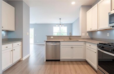 945 Vineyard Place unit B, Suffolk, VA 23435 - photo 7