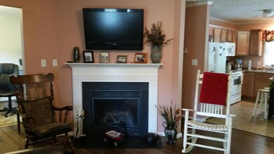 Gas log fireplace