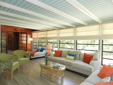 Living Rm