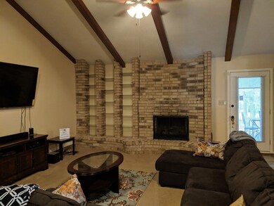 1809 Hollybrook Dr, Nacogdoches, TX 75965 - photo 3