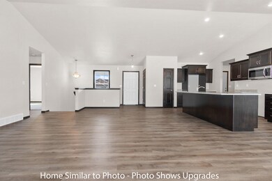 1715 Betty Jean Ln, Green Bay, WI 54313 - photo 6