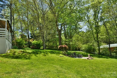 3 Holly Hill Ct, Asheville, NC 28806 - photo 3