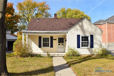 210 N Elm St, Woodville, OH 43469 - photo 2