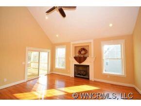 TONS OF LIGHT IN GREAT ROOM