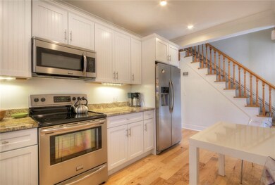 364 Bellevue Ave unit COT101, Newport, RI 02840 - photo 6