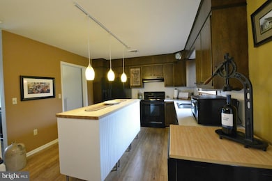 1212 May Post Office Rd, Quarryville, PA 17566 - photo 4