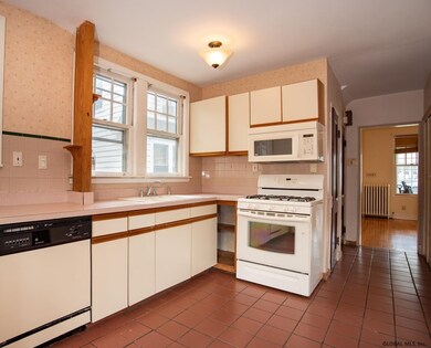 44 Ryckman Ave, Albany, NY 12208 - photo 5