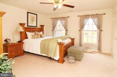 181 Cooley Ridge Dr, Sykesville, MD 21784 - photo 4