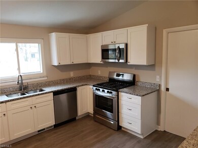 5363 Holly Rd, Bedford, OH 44146 - photo 4