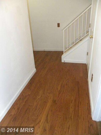 8208 Crossbrook Ct unit 202-C, Lorton, VA 22079 - photo 6