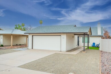 1924 N Illinois Street, Chandler, AZ