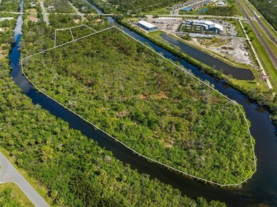 2249 Private Cir, Port Charlotte, FL 33953 - photo 4