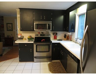 3 Farm St, Medway, MA 02053 - photo 4