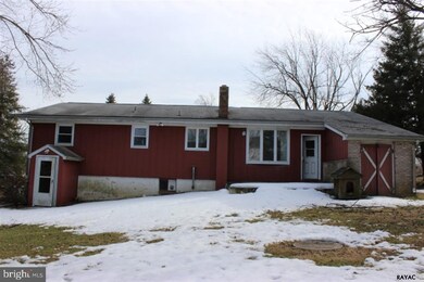 4585 Bridgeview Rd, Stewartstown, PA 17363 - photo 2