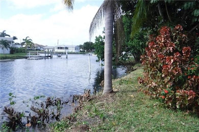 771 Holiday Dr, Punta Gorda, FL 33950 - photo 7