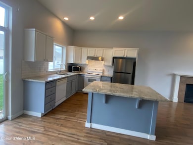 2517 W Timberlake Loop, Coeur D Alene, ID 83815 - photo 5