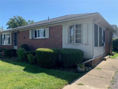 117 Holland St, Cranston, RI 02920 - photo 3