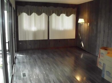 2924 44th St, Highland, IN 46322 - photo 5