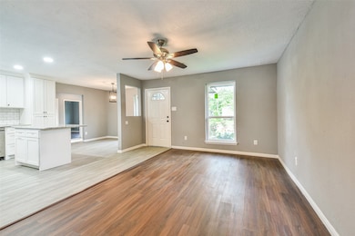 9011 Donley Dr, Houston, TX 77088 - photo 5