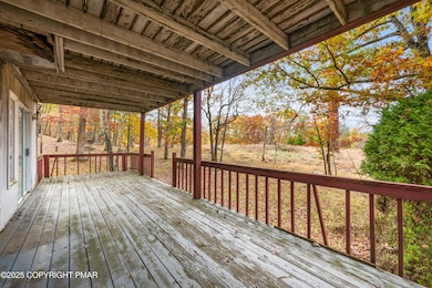 135 Salisbury Rd, Bushkill, PA 18324 - photo 7