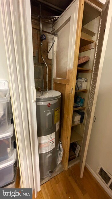 13004 Livingston Rd, Fort Washington, MD 20744 - photo 3