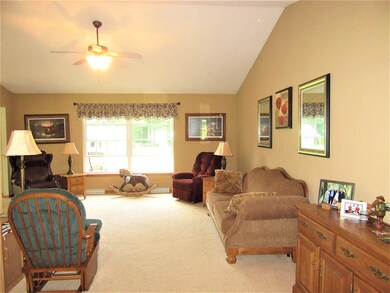 2303 W Happy Hollow Rd, Janesville, WI 53546 - photo 4