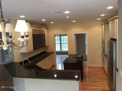 105 Stonegate Ct, Dingmans Ferry, PA 18328 - photo 5