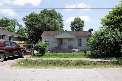 5422 Minden St, Houston, TX 77026 - photo 7