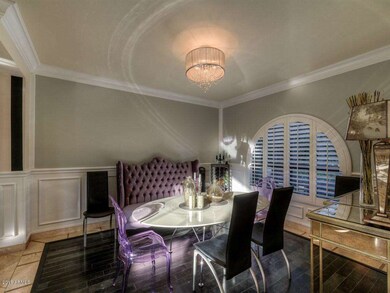 004_Dining Area